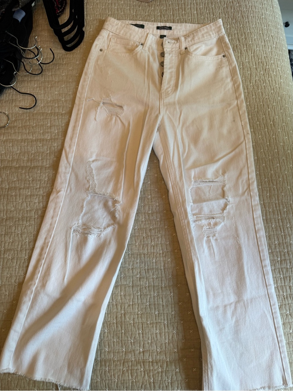 wild fable White Distressed Straight-Leg Jeans